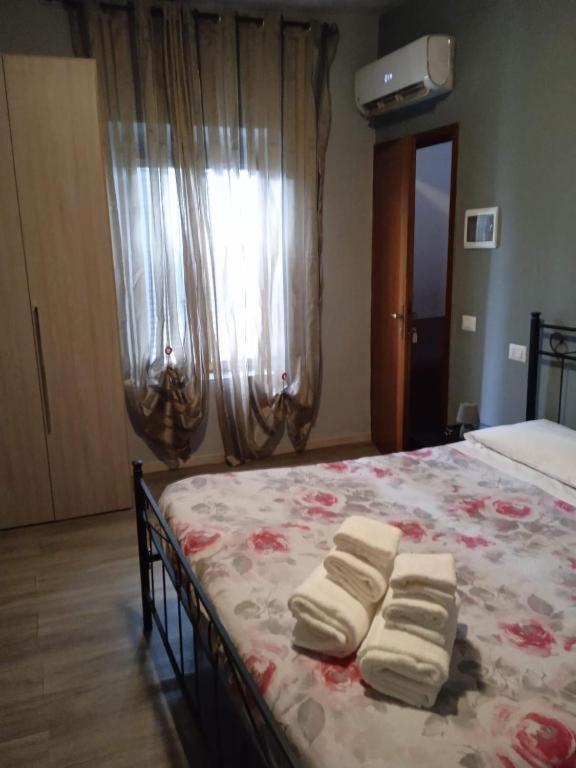 B&Belen Selfcheck-In No Francesi Grazie Parma Luaran gambar